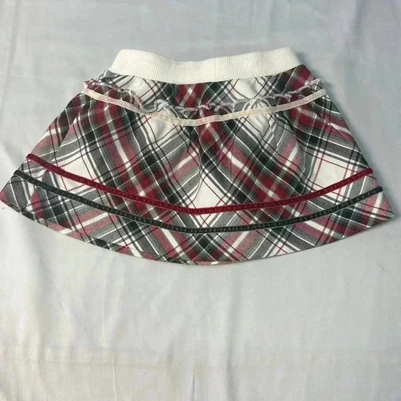 The Children’s  Place - single layer plaid dress up skirt. Size 0-3 months - Picture 4 of 5